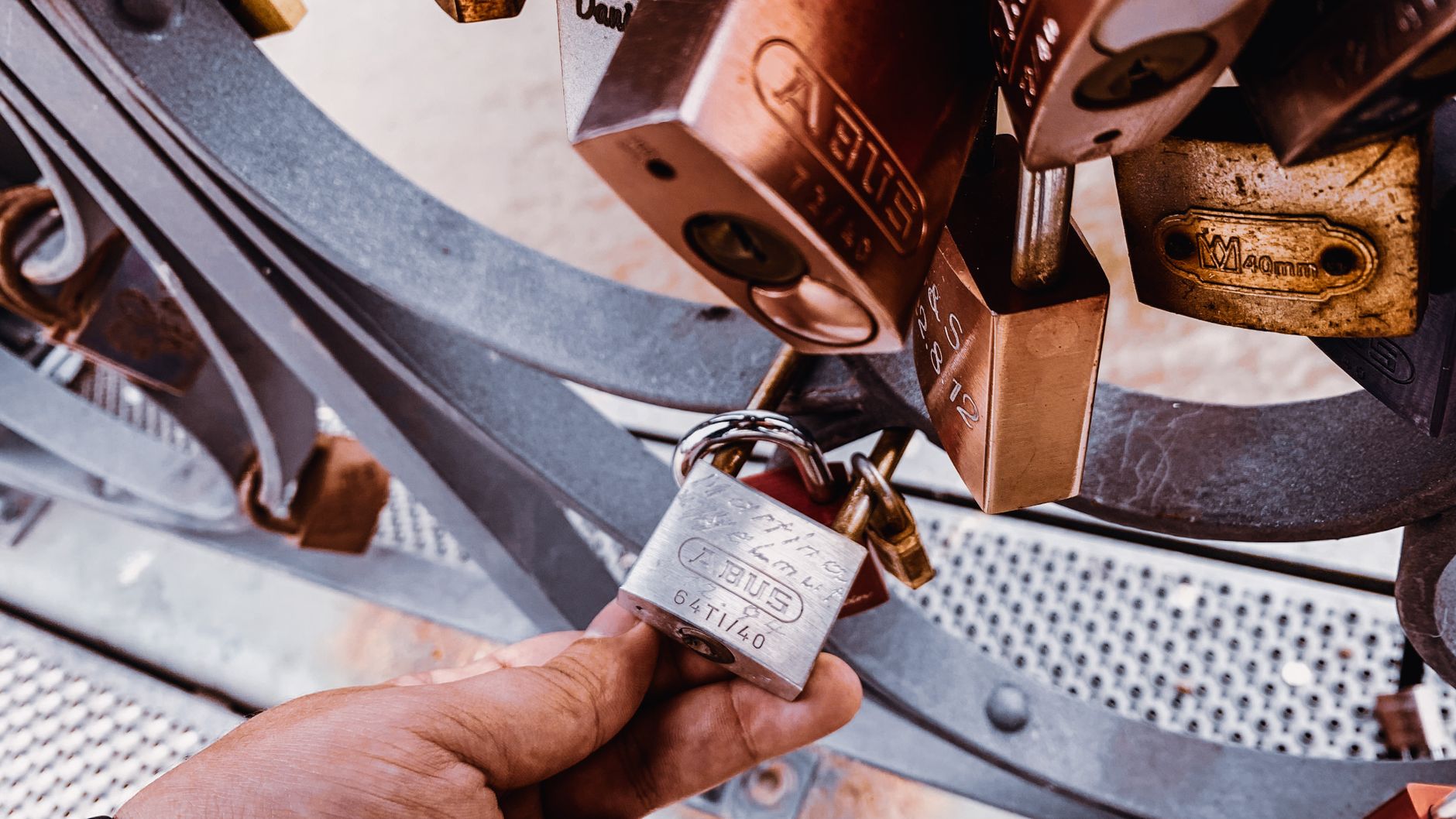 Unlocking asynchronicity in continuous batching