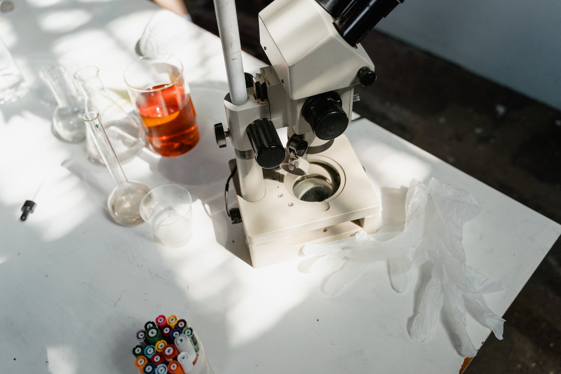 Finding the molecular switches behind new infectious diseases