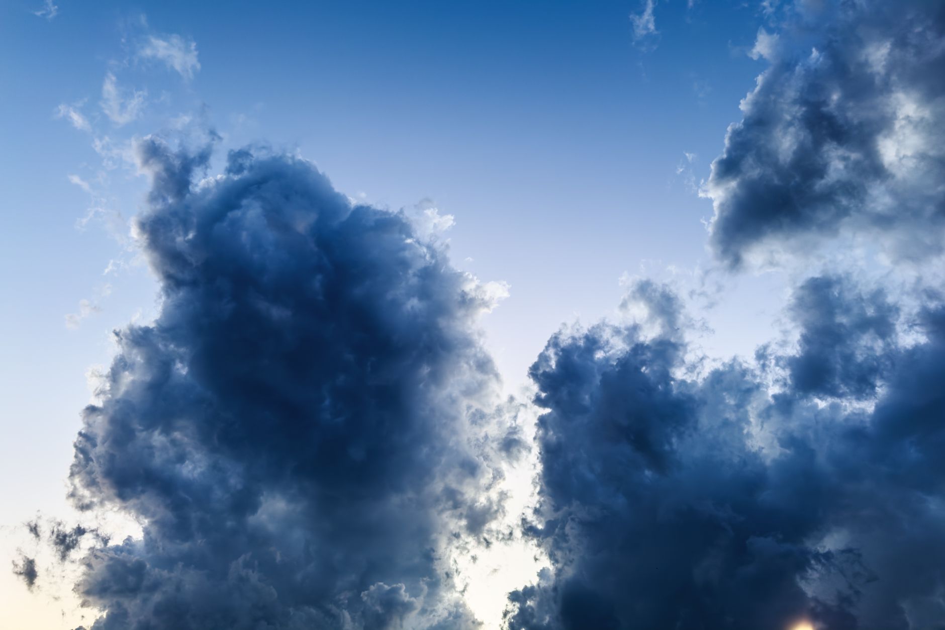 Google DeepMind’s WeatherNext 3 Trains on Weather Station Observations to Deliver 5 km Global Forecasts, Refreshed Every Hour