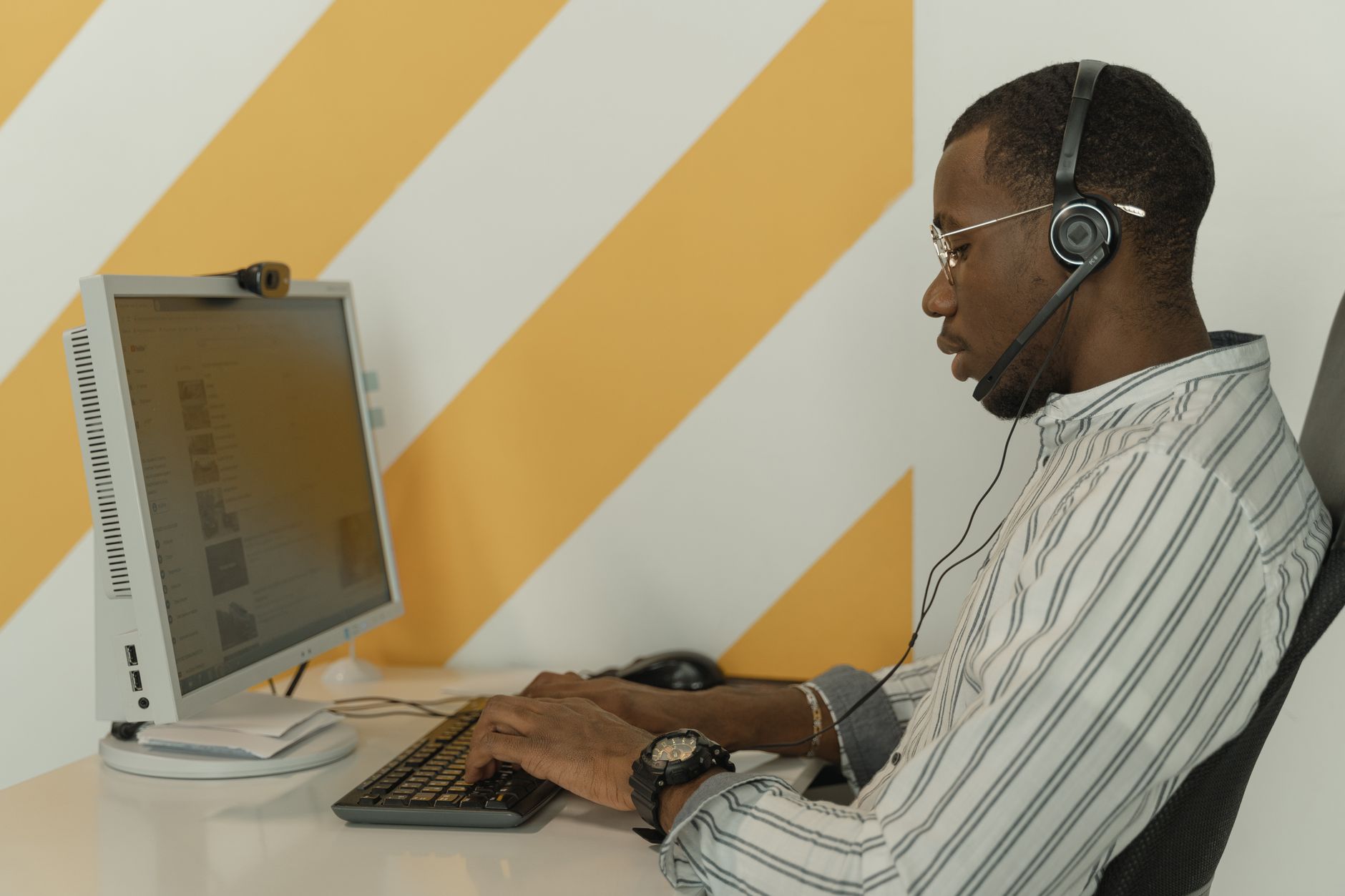 Free Transcription with Speakr