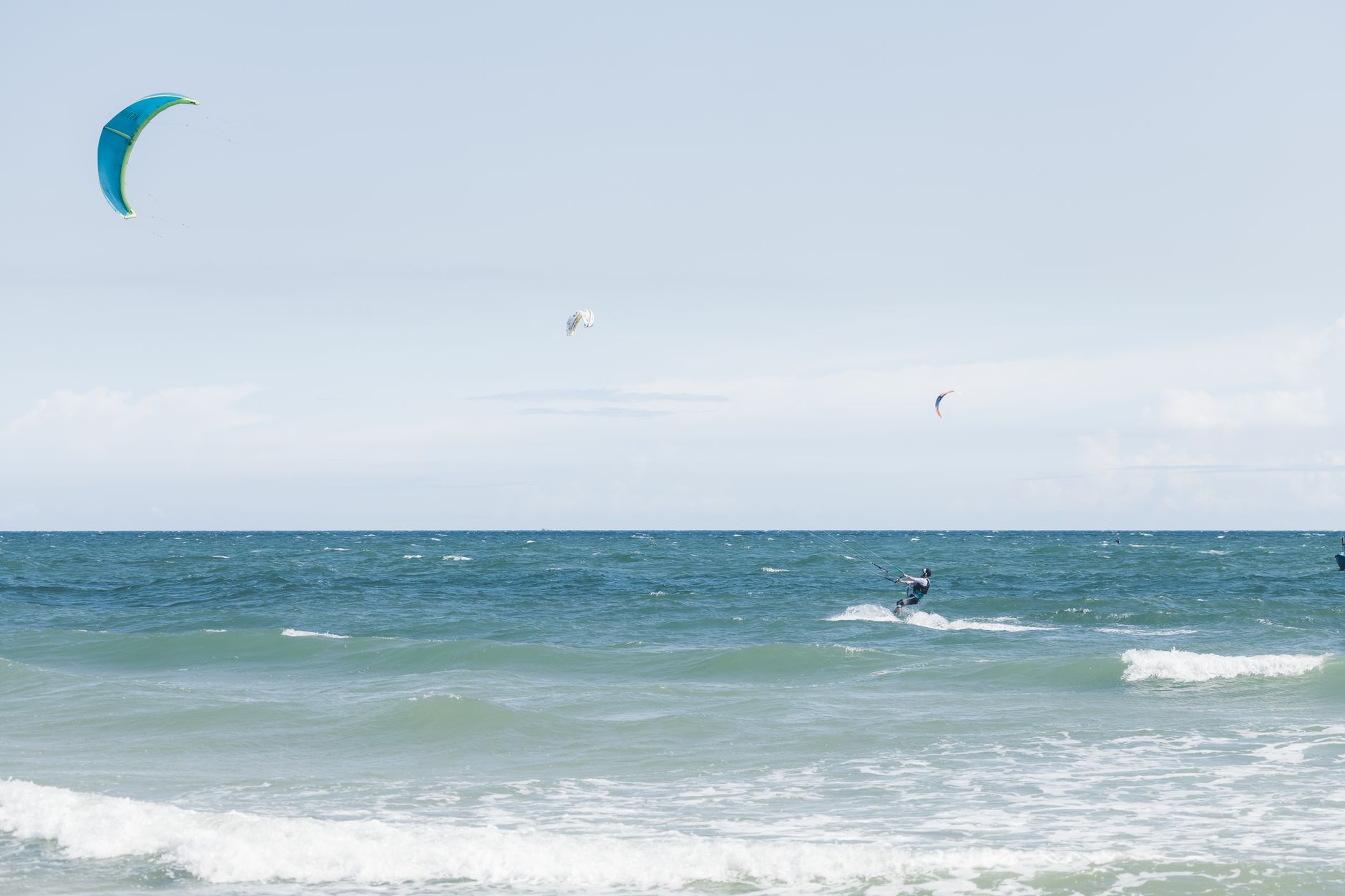 Introducing Kitesurf: The agent-first browser that runs in V8 isolates on Cloudflare Workers