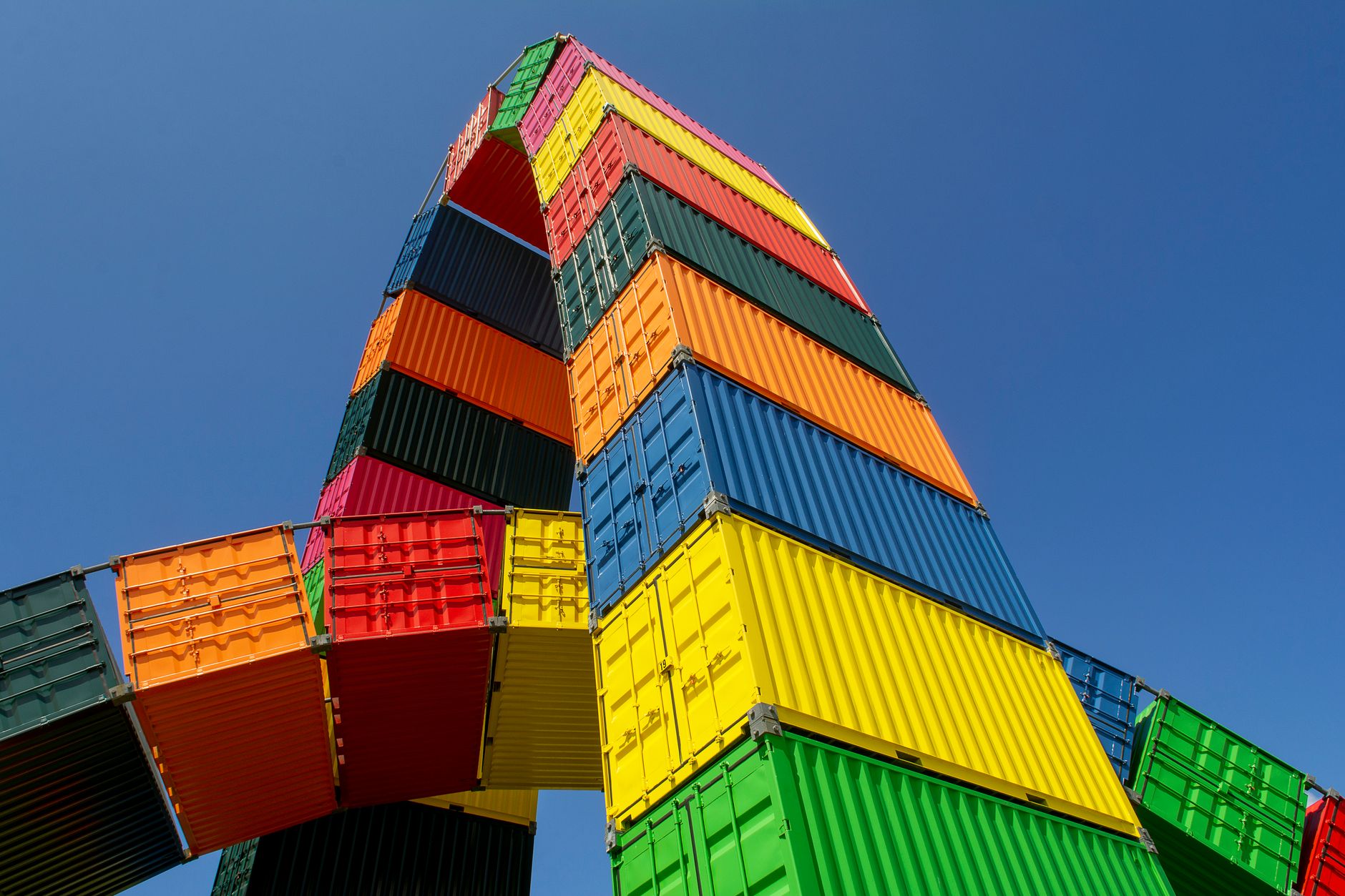 Scaling Efficiency: The Architecture of Open-Weight AI Models