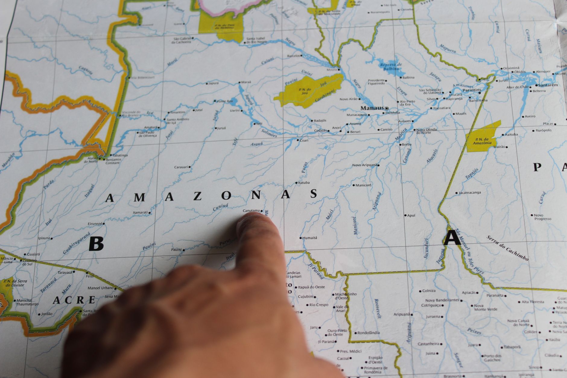 Amazon Location Service now supports POI category and density filtering in map styles