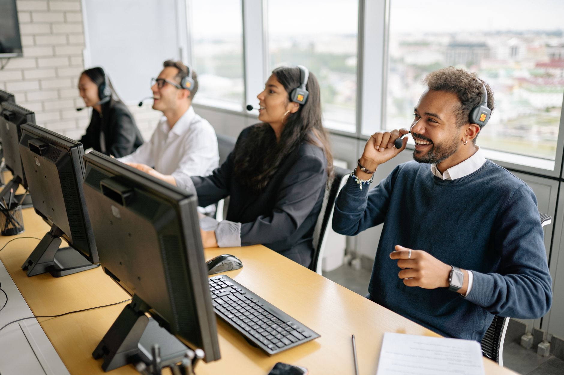 Vercel Connect now supports Linq