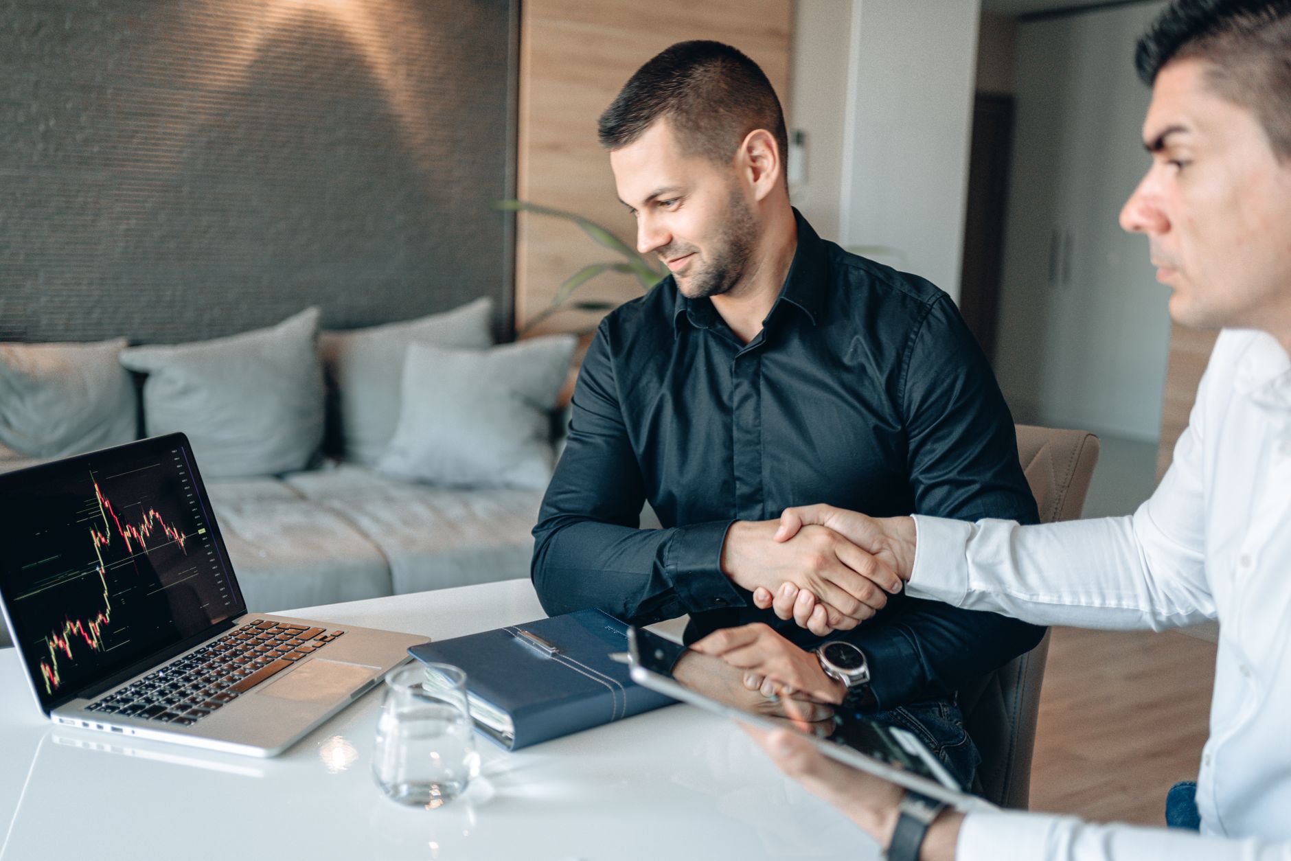 Don’t Hire a CRO / VP of Sales Everybody Loves