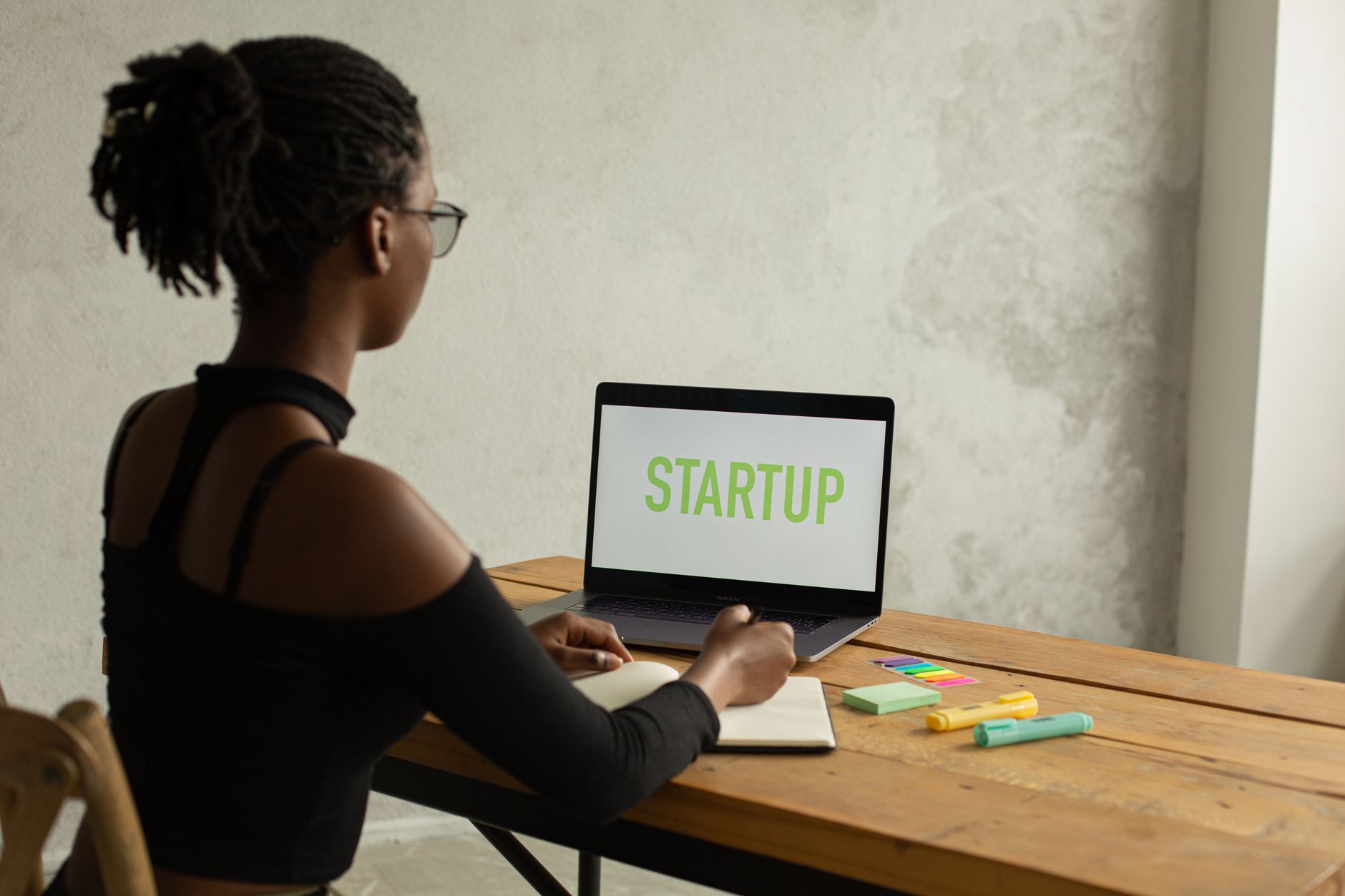 Dear SaaStr: How Long Should You Give a New Sales Rep?