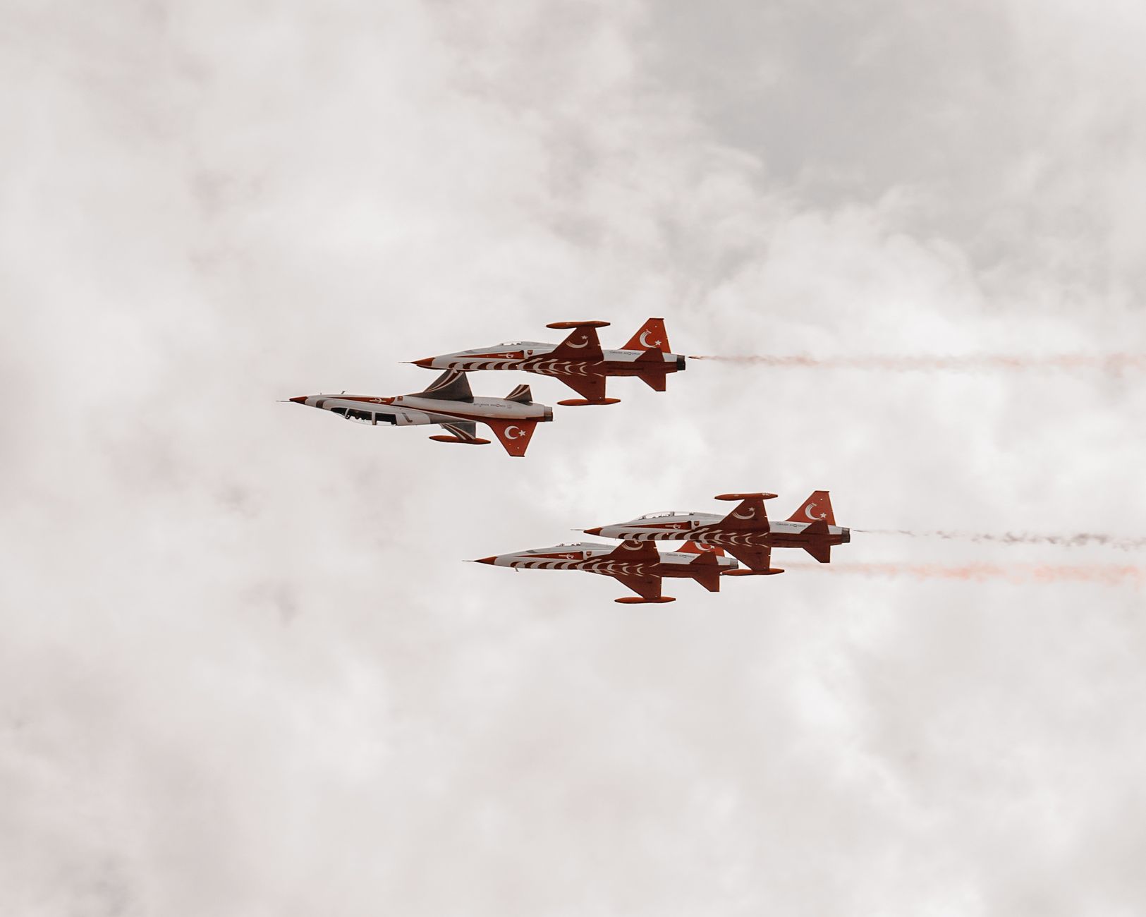 CrowdStrike Threat Hunts for Shell Command Obfuscation on VMware ESX