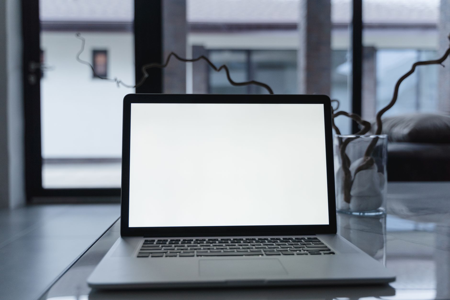 Update your Mac: Screen Sharing vulnerability exploited in the wild