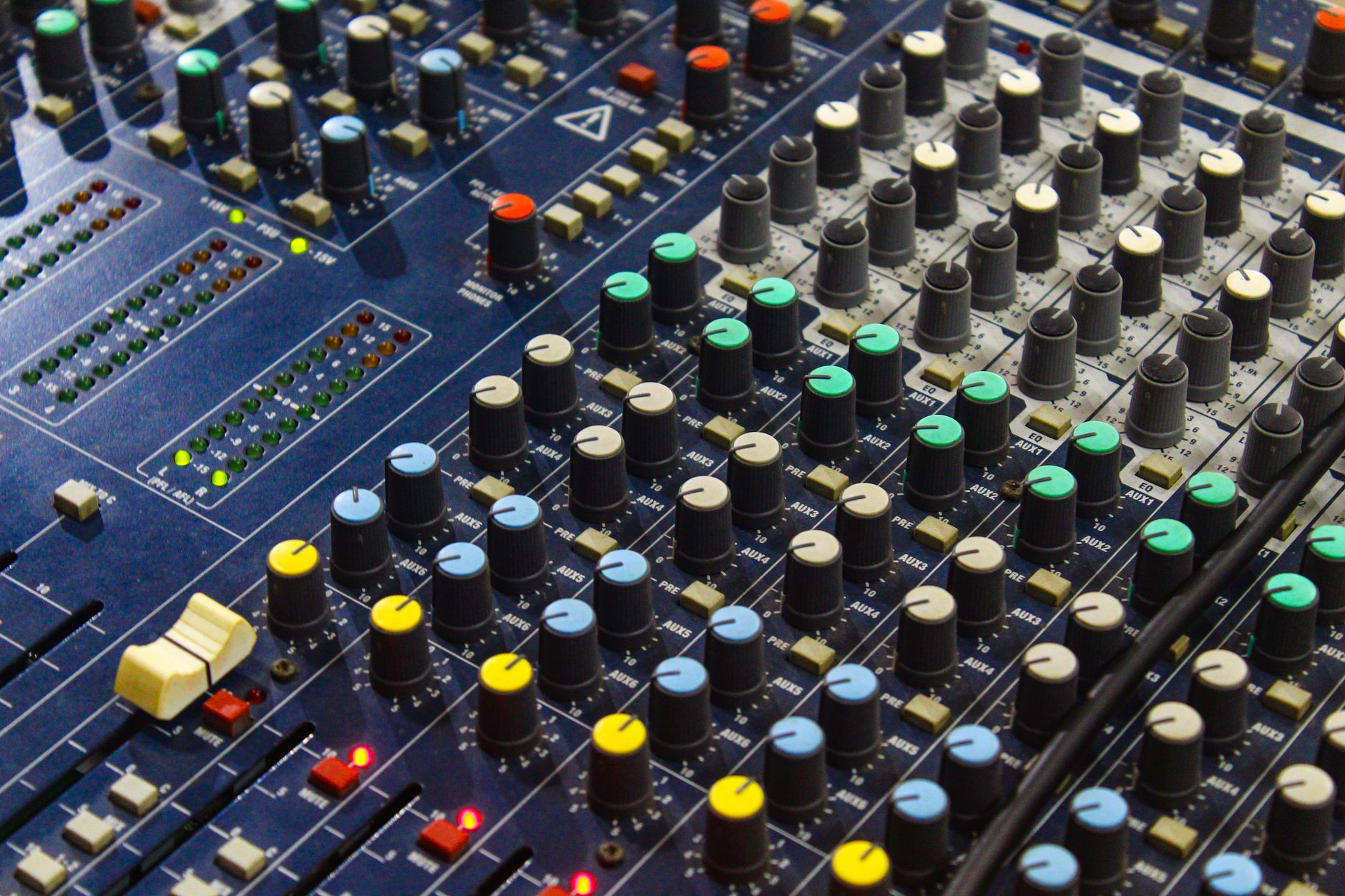 Cisco Patches Nine Crosswork and Secure Workload Flaws, Five Scoring CVSS 10.0