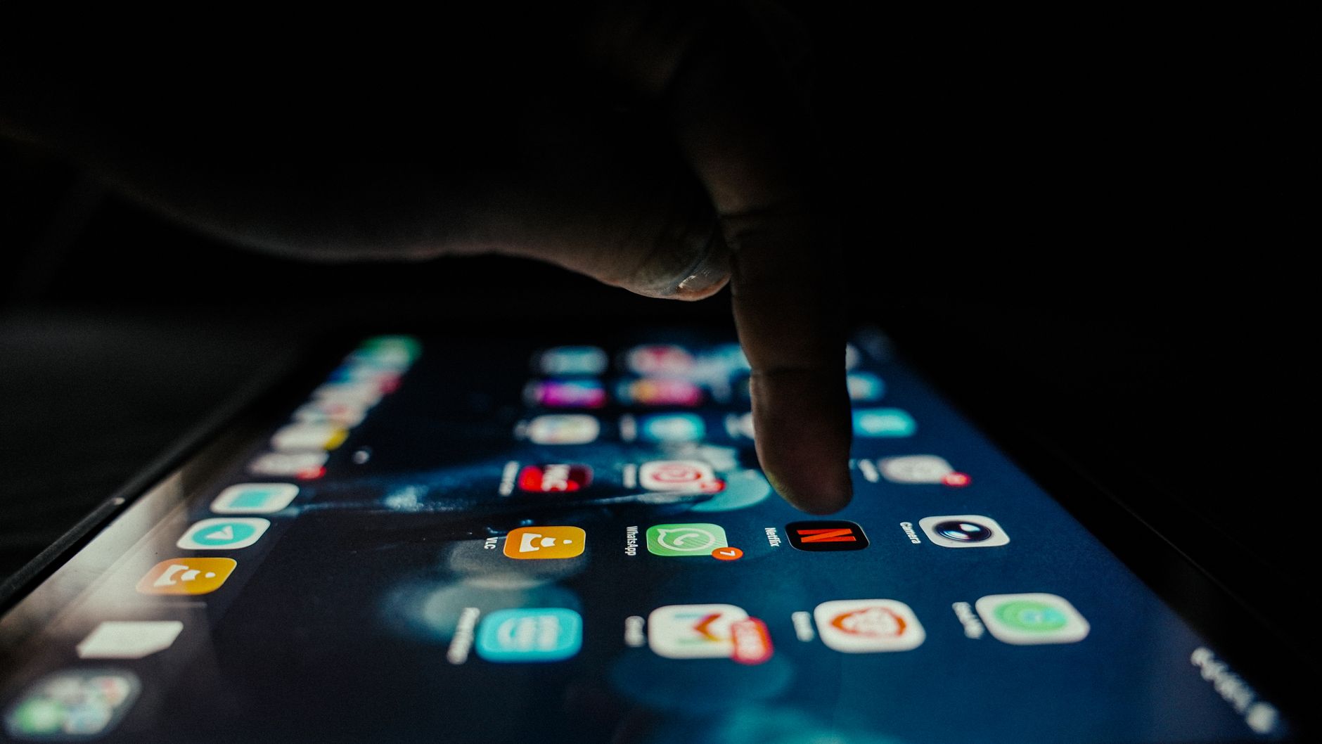 Popular school apps may be sharing student data with advertisers