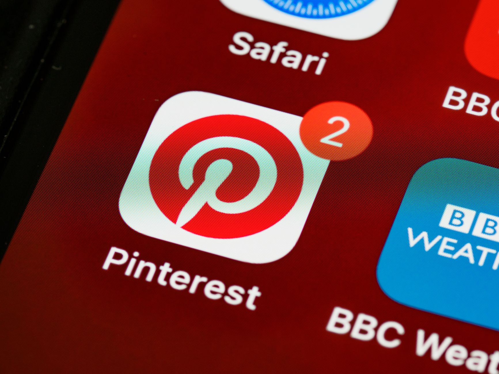 ThreatsDay: 200 Android Flaws, Browser-Built Phishing, 119K Scam Shops + 23 More Stories