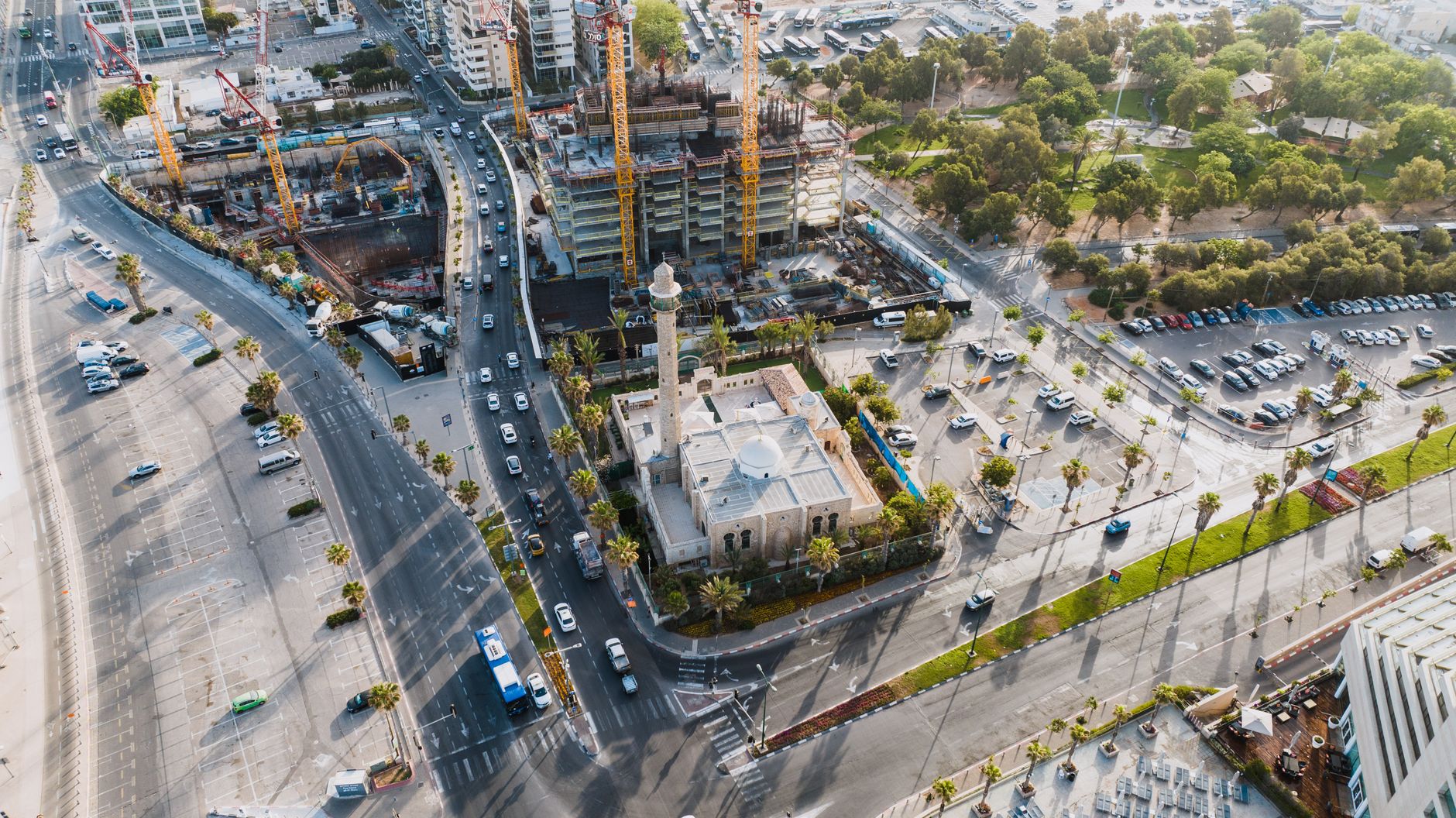 New Israeli Fund Gets an Early Exit; $1 Billion for Anton Levy’s New Fund