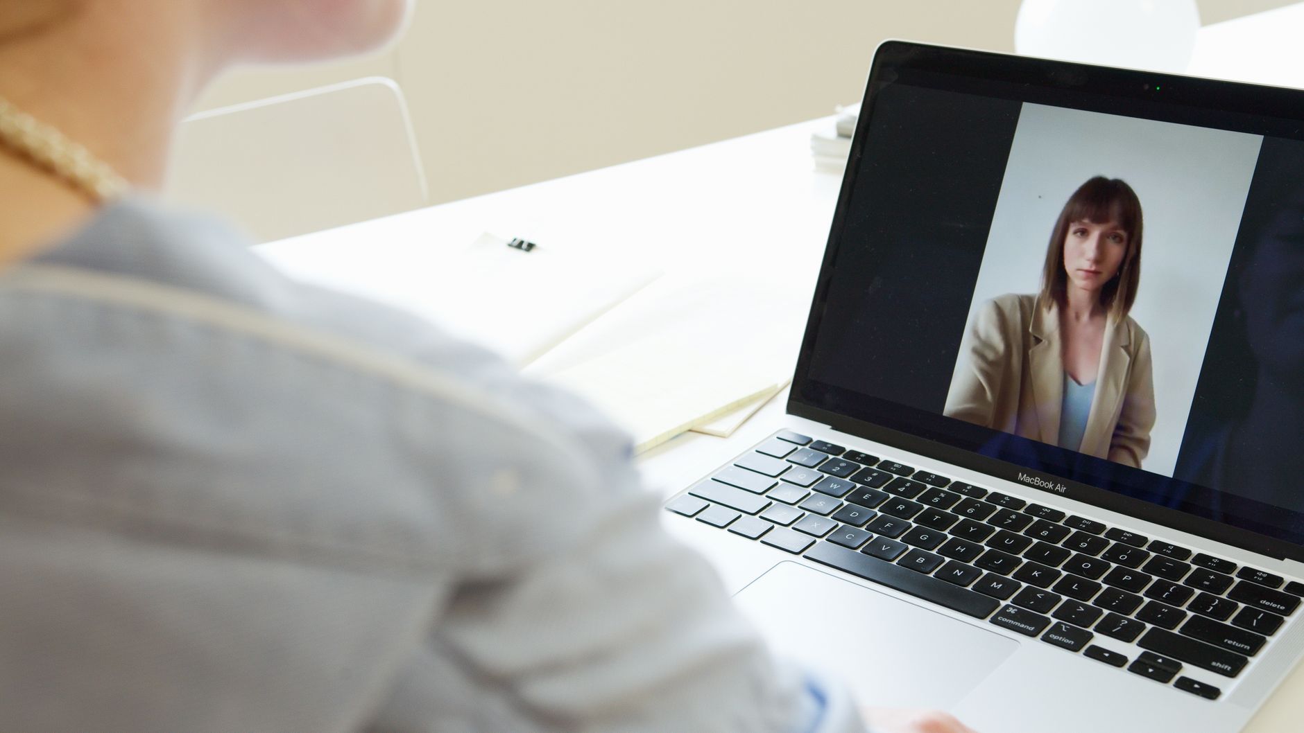 Google Meet can take notes for your in-person meetings now - here's how it works
