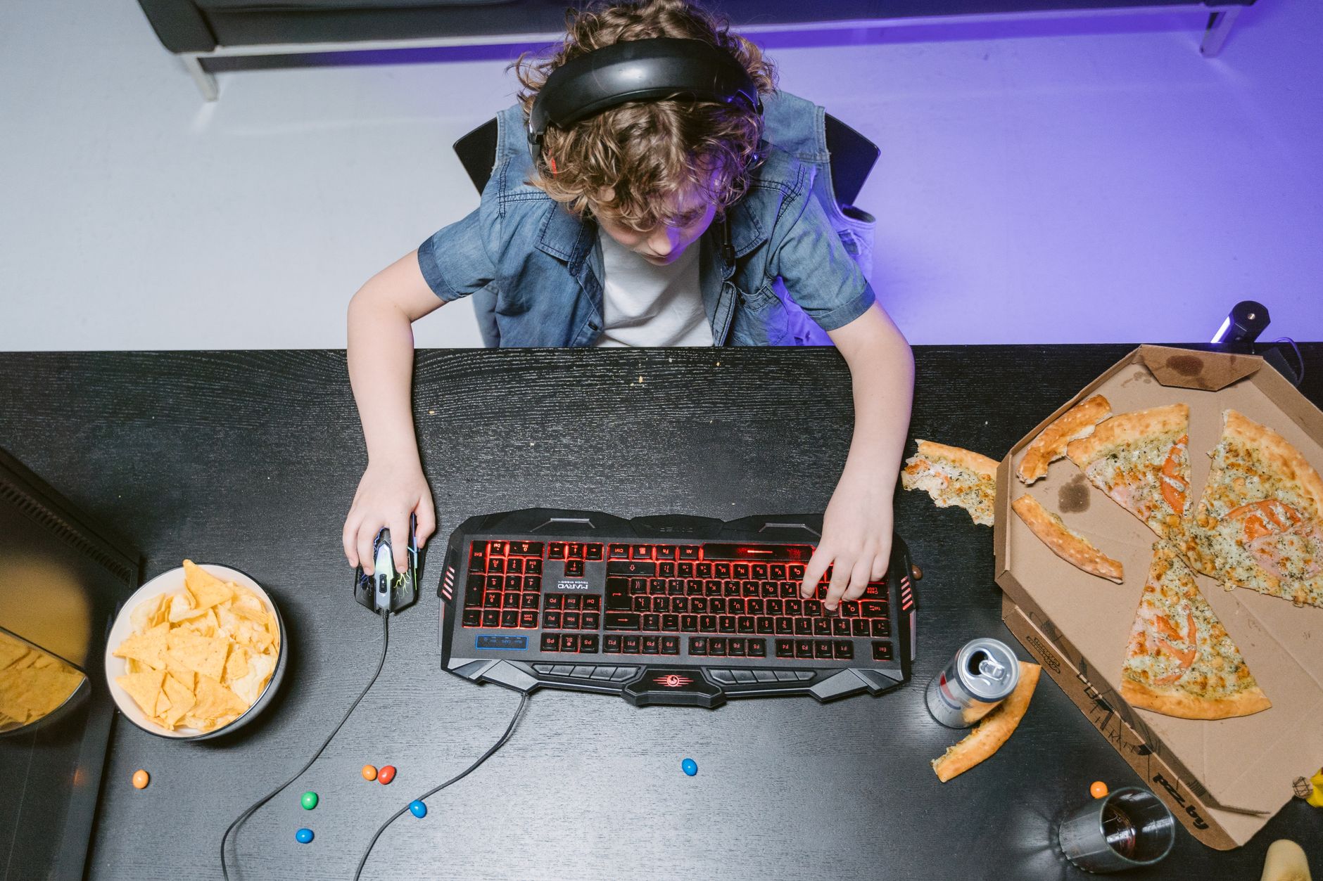 Razer’s BlackWidow V4 75% gaming keyboard just got 50% cheaper!