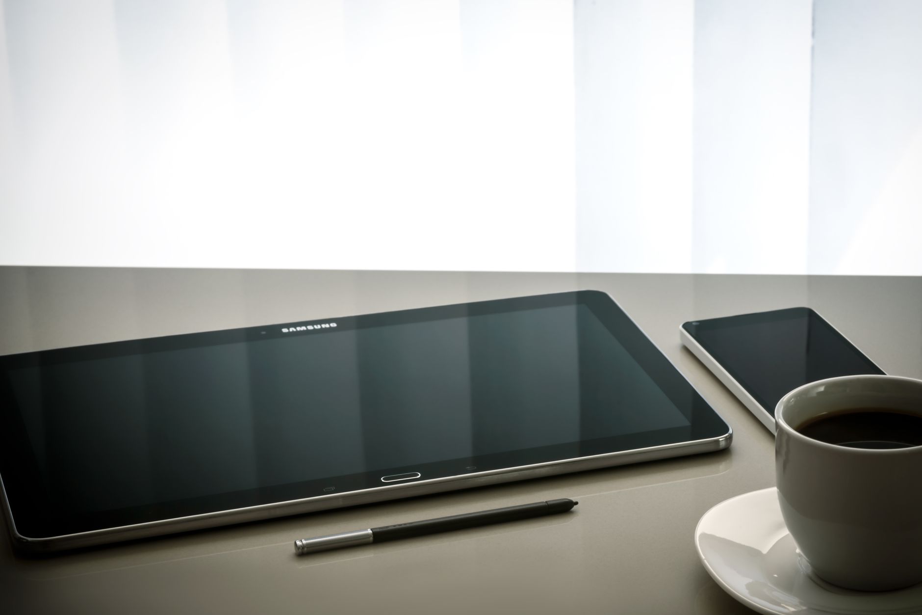 5 Of The Best Samsung Galaxy Z Fold 8 Cases You Can Buy
