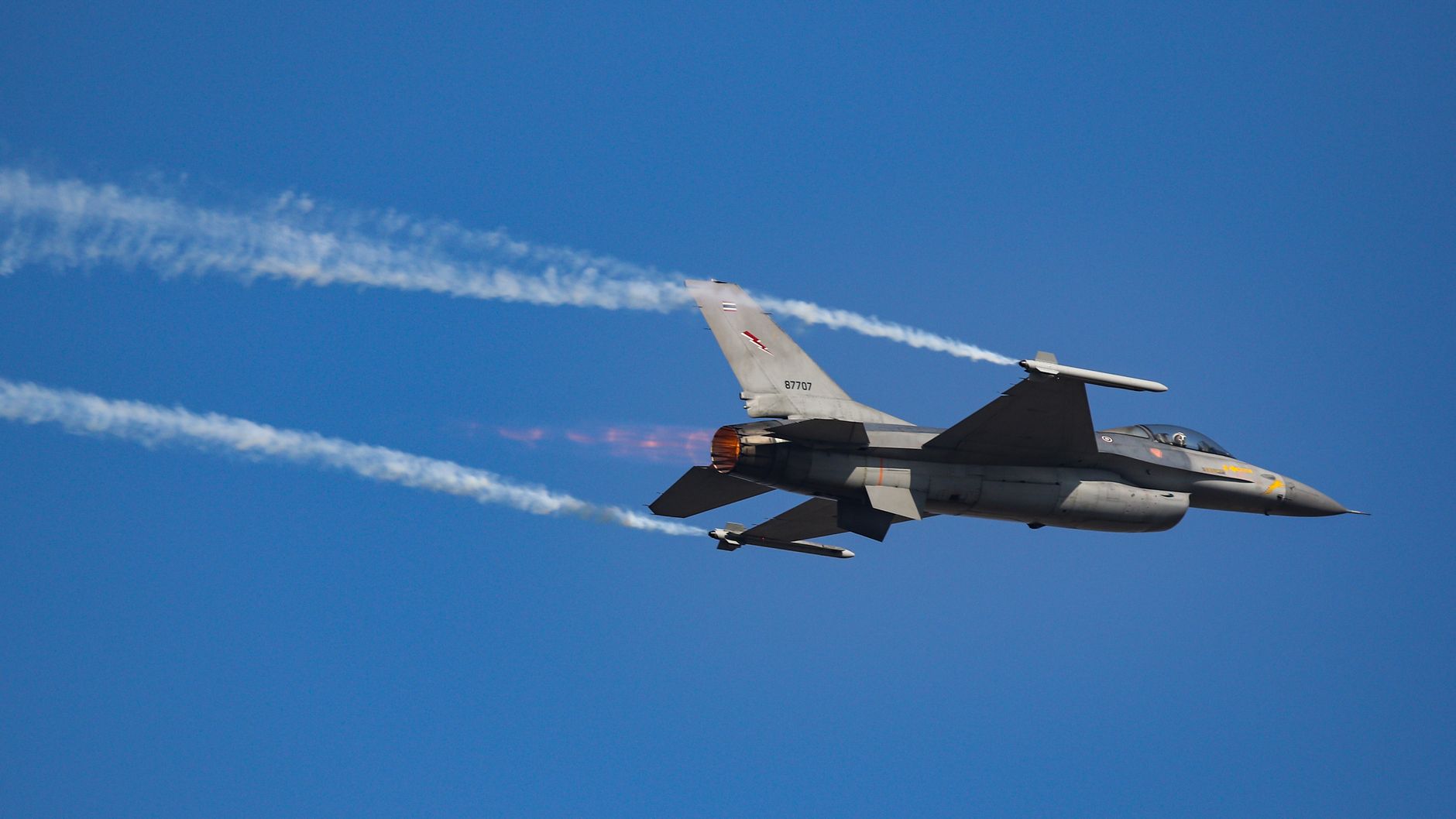 The Popular Fighter Jet You Probably Didn't Know Was Built By Samsung