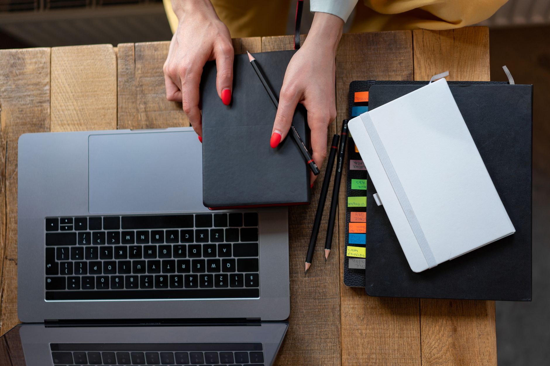 Gemini Notebook now lets you reference books and turn them into different formats