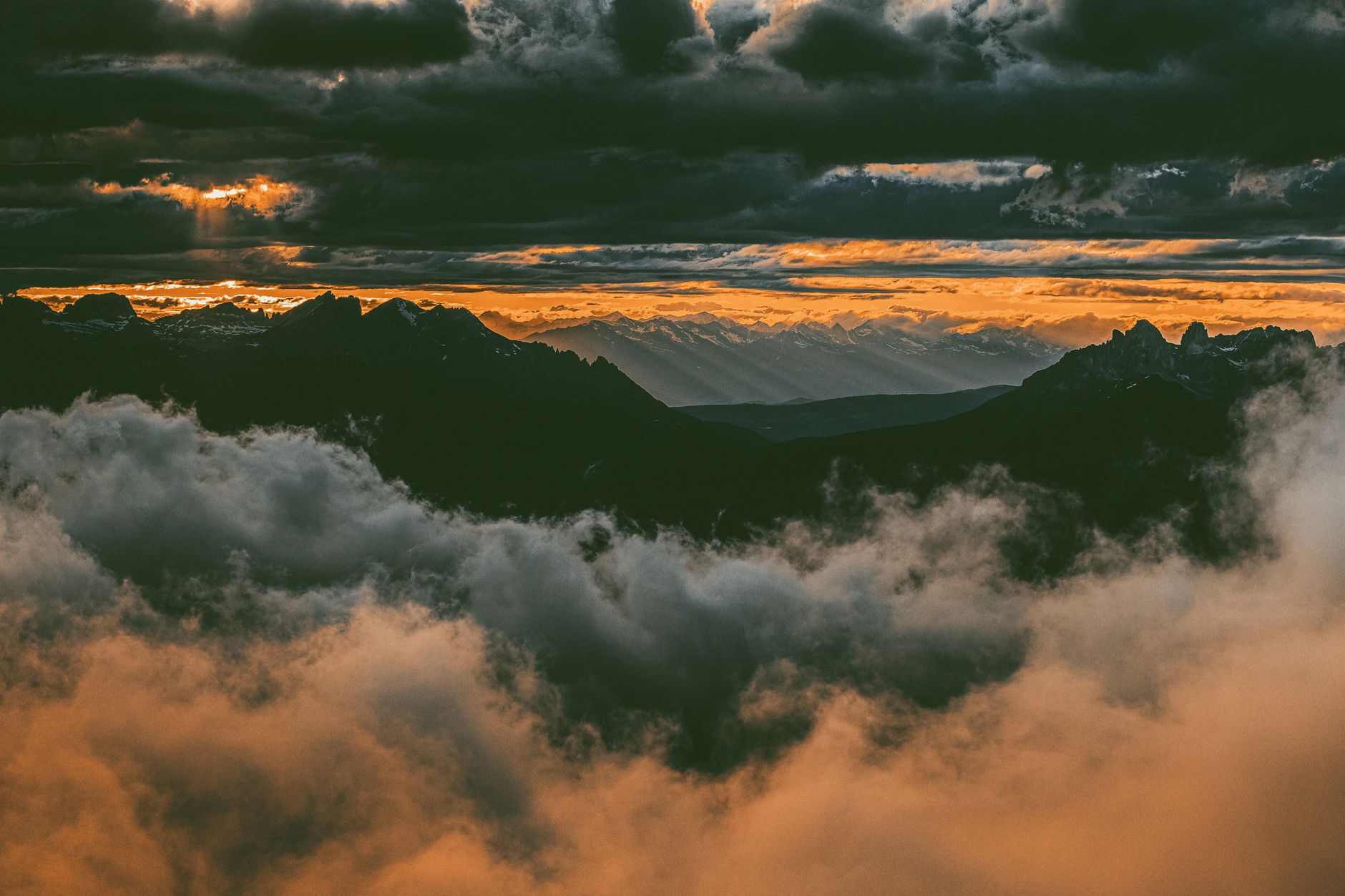 Neocloud Lambda secures $1B in debt to buy more chips