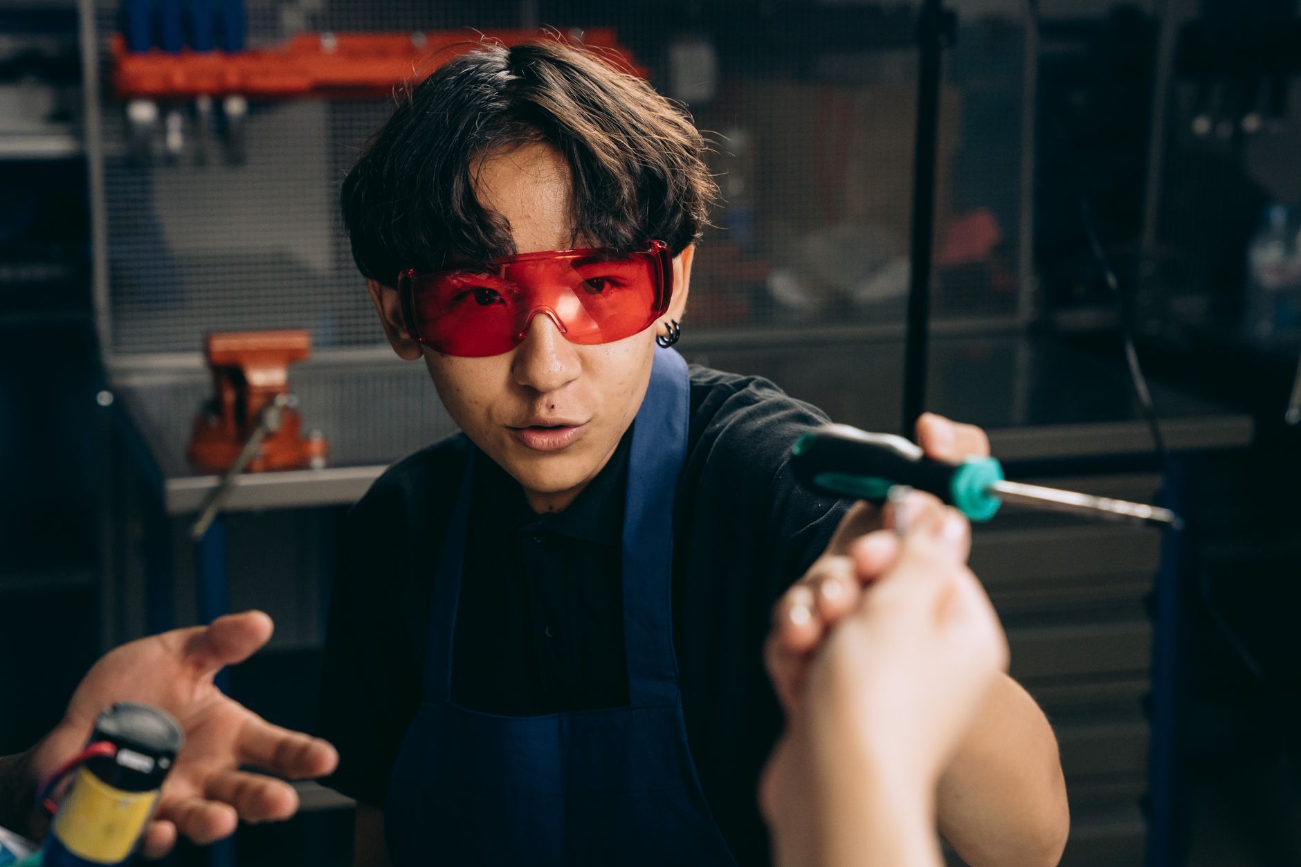 Meta makes AI glasses slightly less creepy with limit on nonconsensual recording