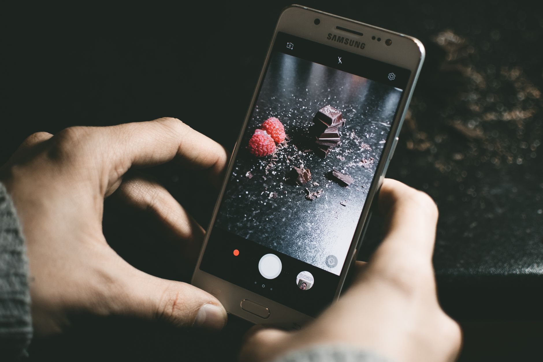 The Galaxy Z Flip 8 is at its best when there’s friction